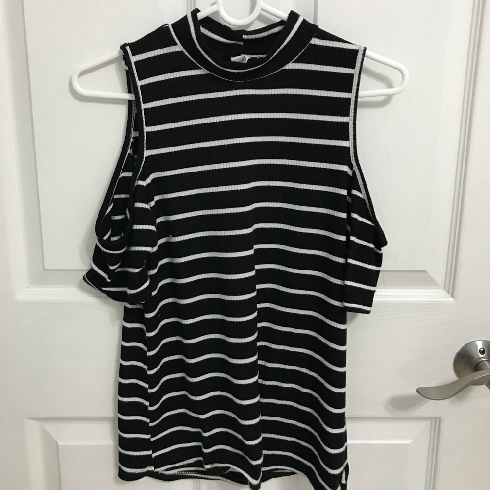 cold shoulder striped tee; forever 21